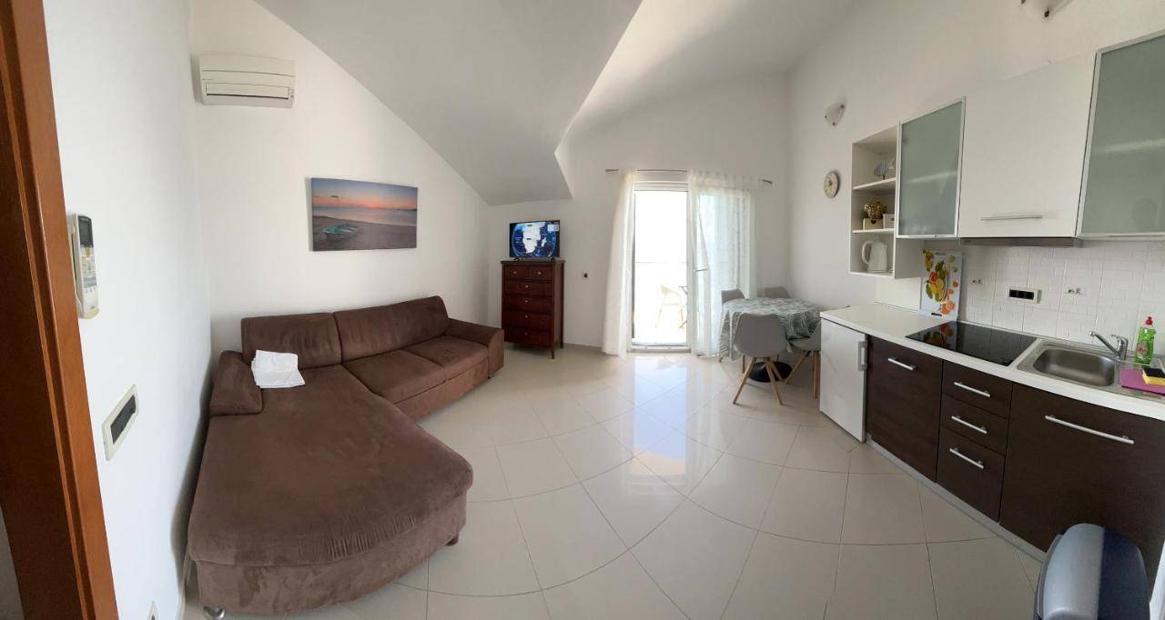 Apartments Pisacic Бибине Екстериор снимка